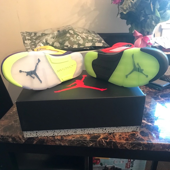 Jordan 5 Retro What The Sz. 9.5 - Picture 6 of 8